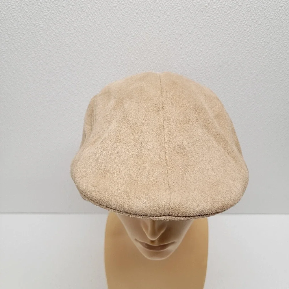 D & Y, NY Tan Faux Suede Winter Newsboy Cap Ear Flaps Soft